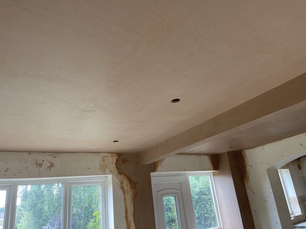 Artex ceiling plastered smooth after skimming